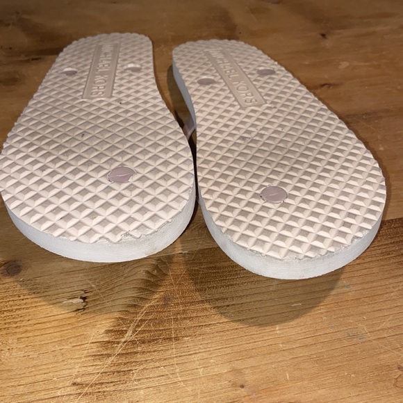 Michael Kors flip-flops sandals size 11 - Picture 6 of 6